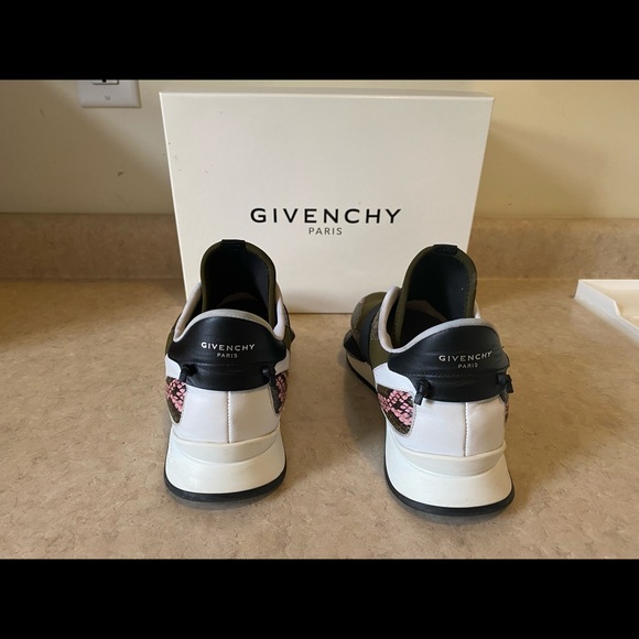 Givenchy Runner Elastic Slip-On Sneaker - Picture 3 of 4
